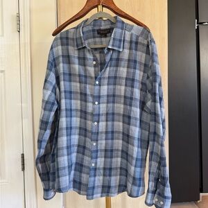 Bloomingdale’s Men’s Button Down